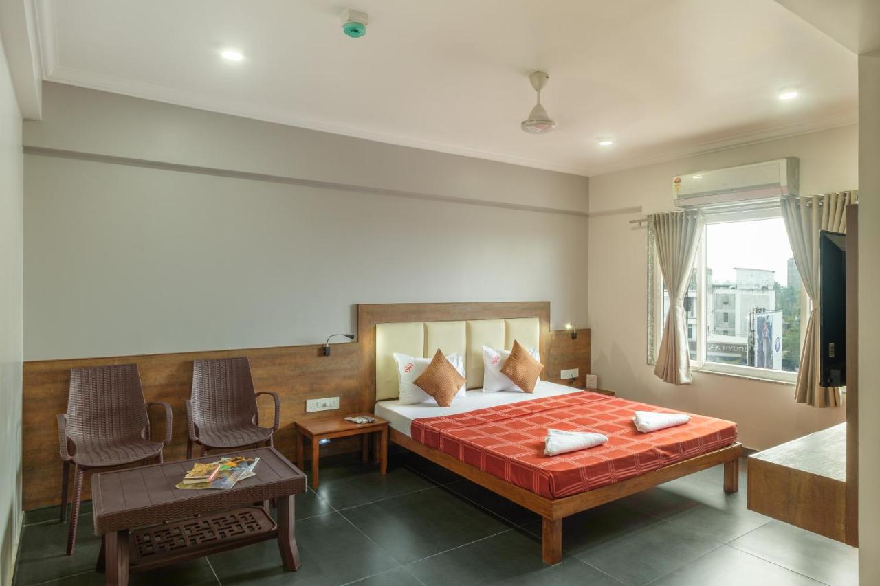 Hotel Opal Kolhapur Exterior photo